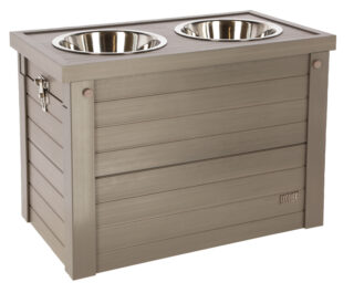 Feed and Drink Bar